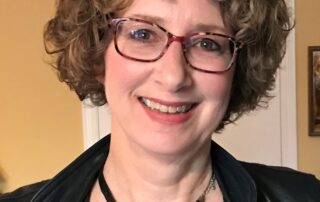 sue holler headshot